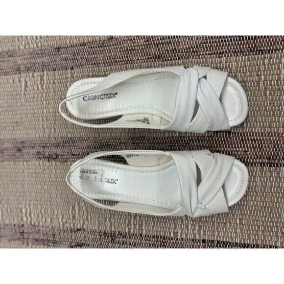 Cabin Creek Ladies 8M White Slingback Flats With Knot Design - Picture 4 of 7
